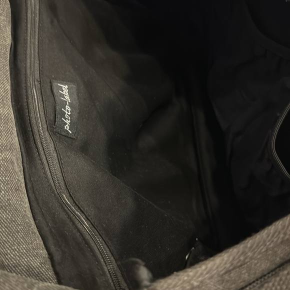 Add your own pictures to this super cool vintage messenger bag. - Picture 8 of 13